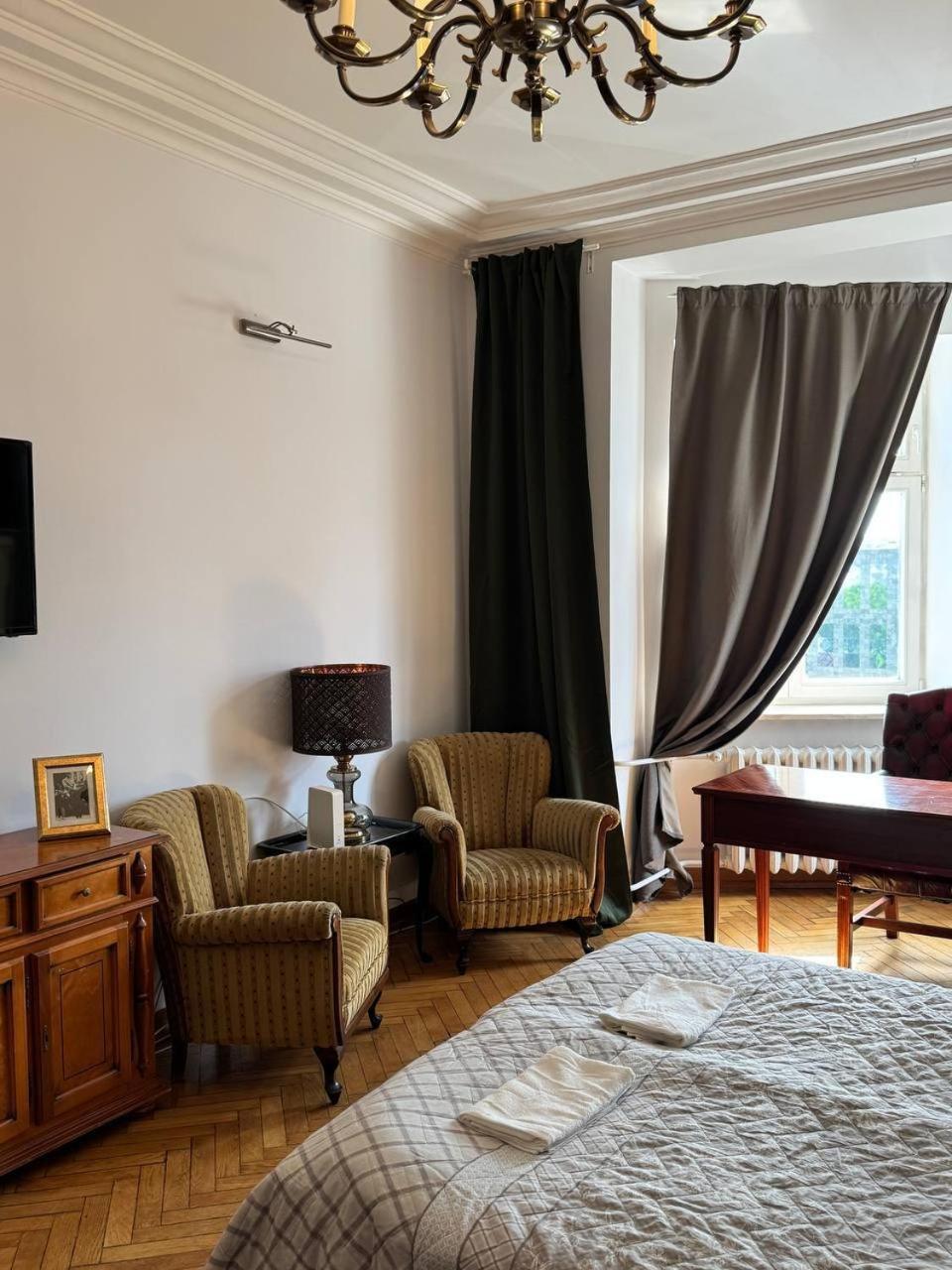 Citystay Chmielna Pensjonat Warszawa